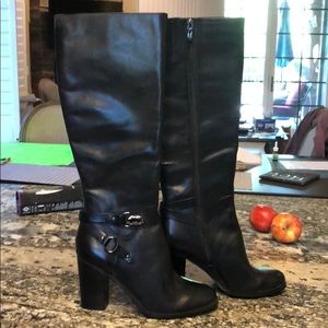 Tahari Boots - Brand new